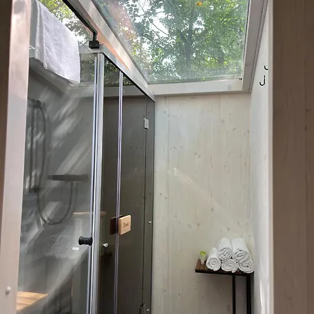 Posed U Hradu اوسترافا